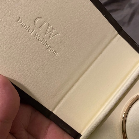 Authentic Daniel Wellington bracelet - Picture 4 of 5